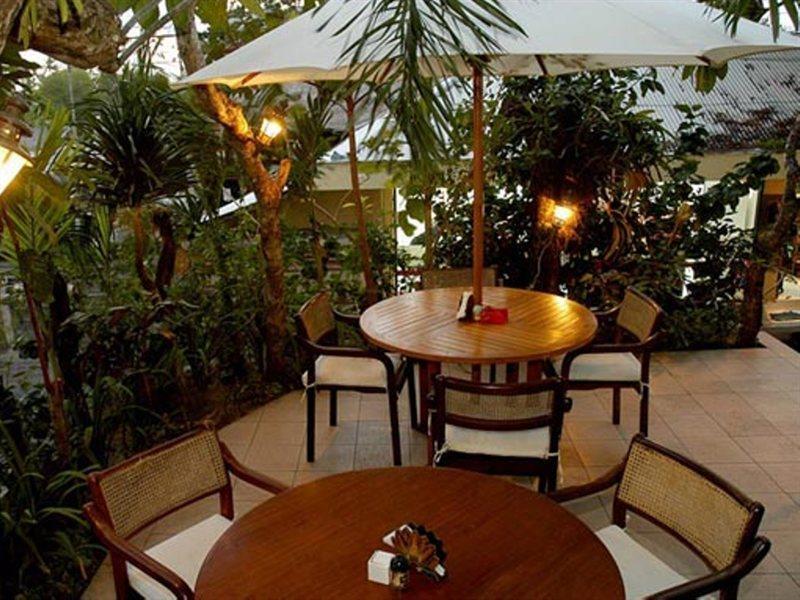 Vilarisi Hotel Legian Kültér fotó