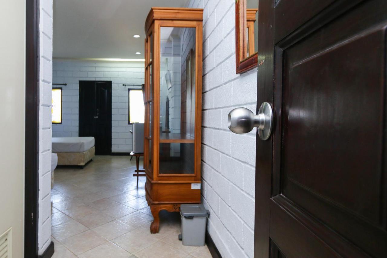 Vilarisi Hotel Legian Kültér fotó