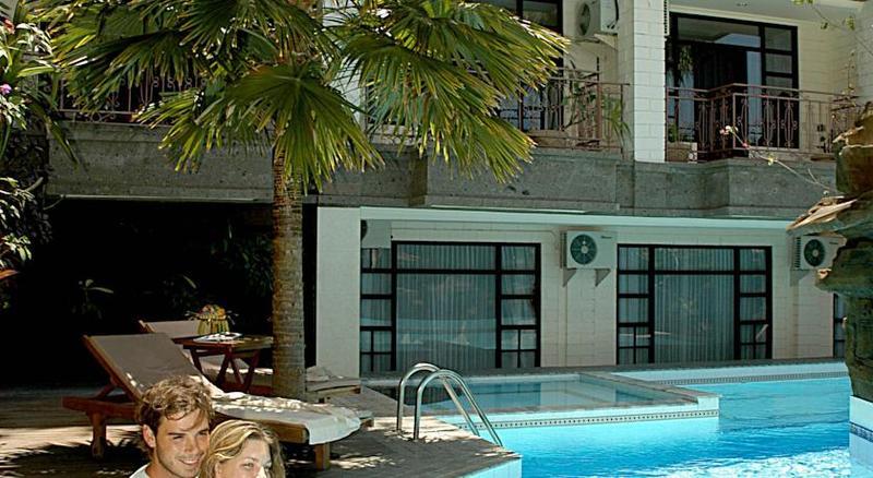 Vilarisi Hotel Legian Kültér fotó